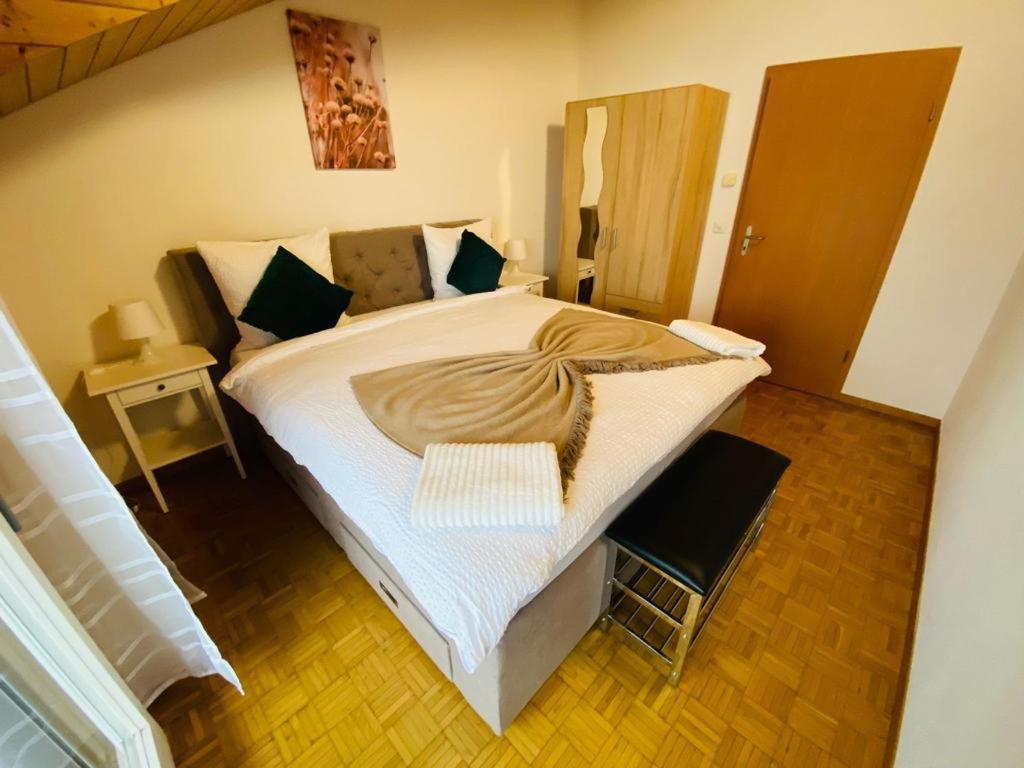 Lake View Apartment -14 Niederried bei Interlaken Extérieur photo